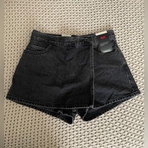 Levi’s Women’s Denim Skort black size 26
